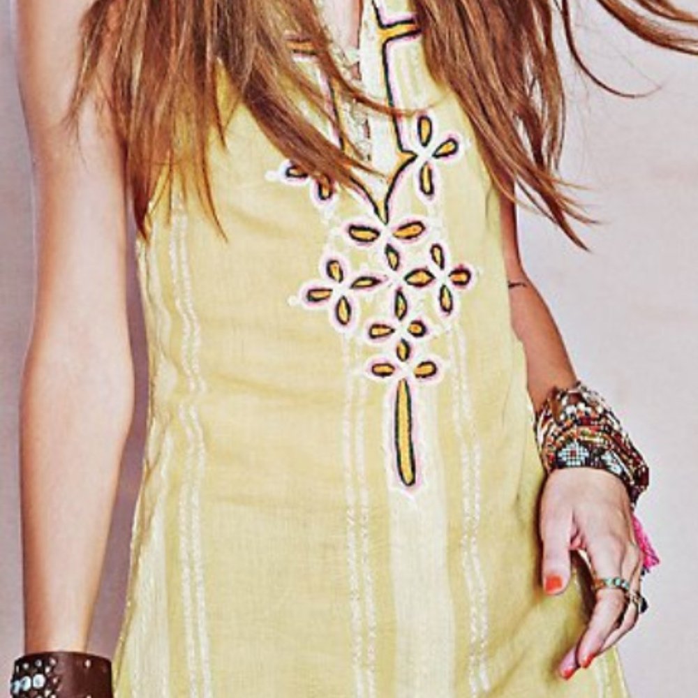 Free People Boho Romantic Embroidered Tassel Tunic